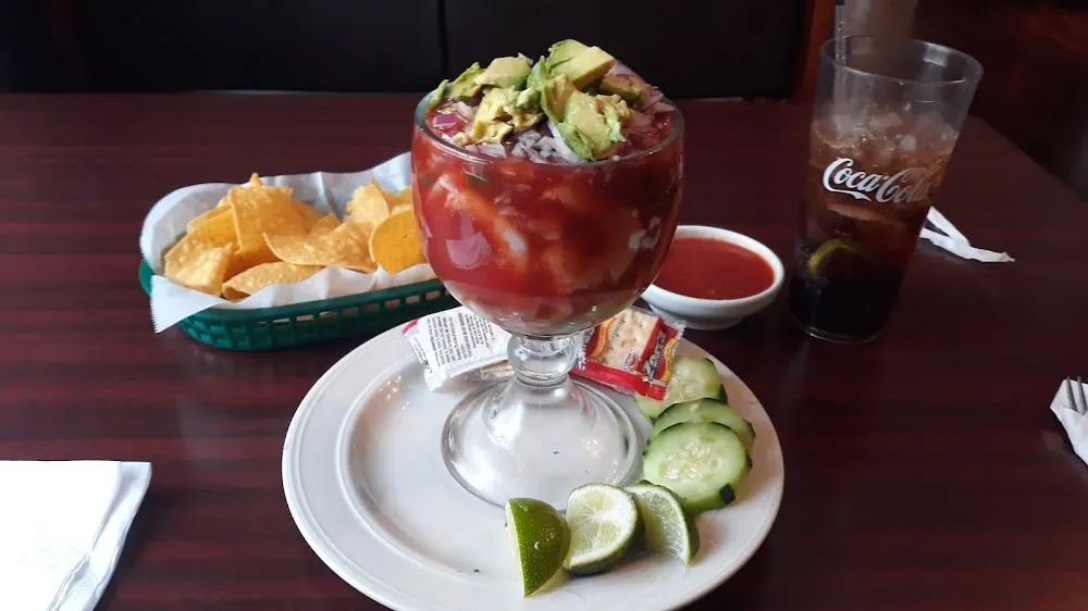 Cocktail De Camarones